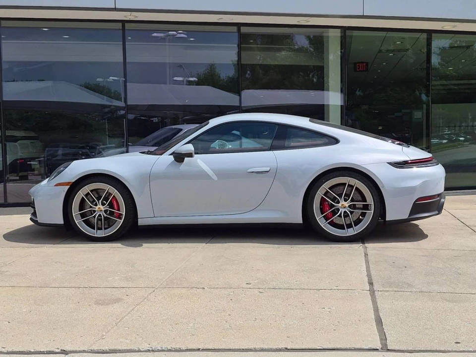 2025 Porsche 992 Carrera S - Image 2 of 5