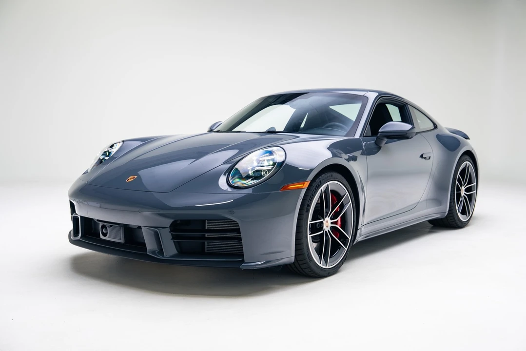 2025 Porsche 992 Carrera S - Image 7 of 21