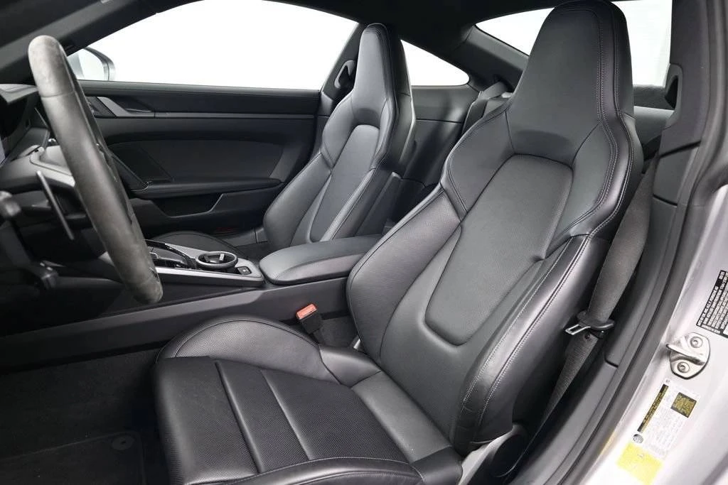 2025 Porsche 992 Carrera S - Image 5 of 5