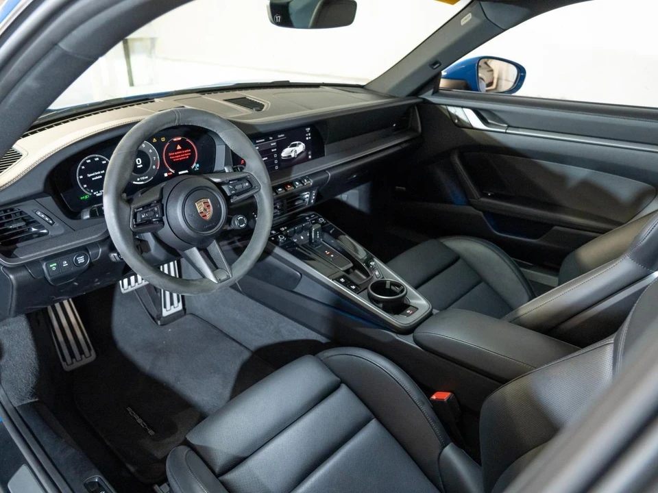 2025 Porsche 992 Carrera S - Image 4 of 26