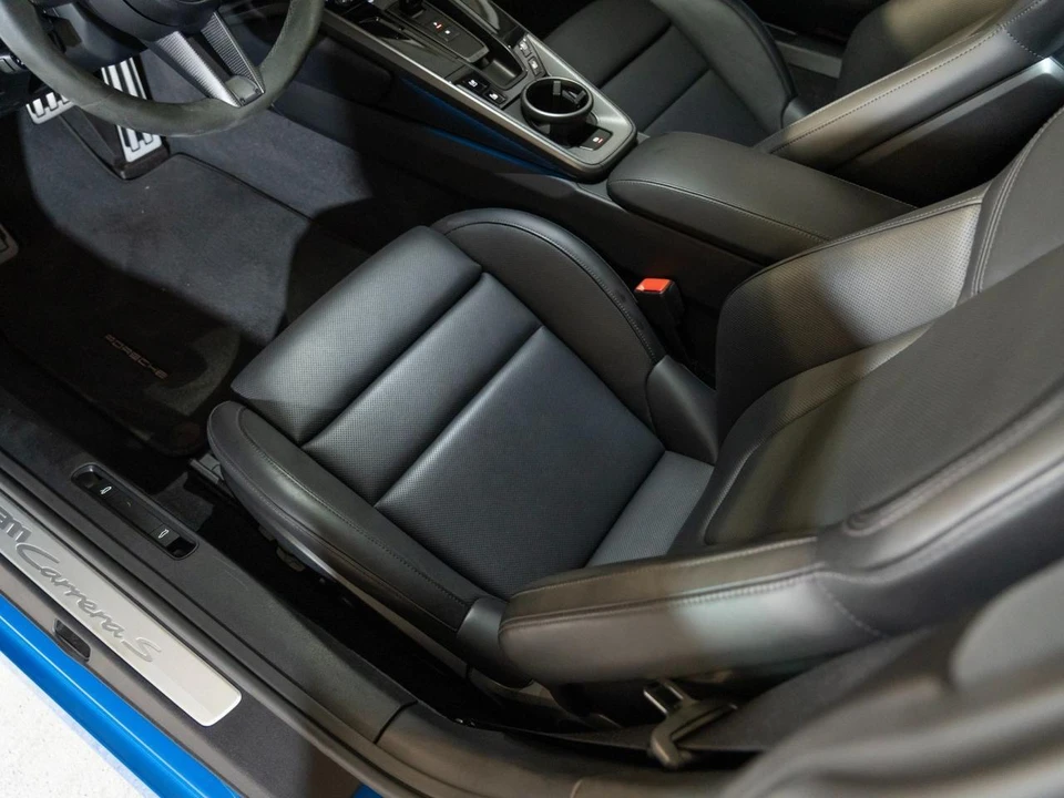 2025 Porsche 992 Carrera S - Image 15 of 26