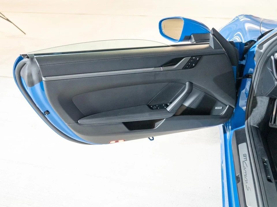 2025 Porsche 992 Carrera S - Image 17 of 26