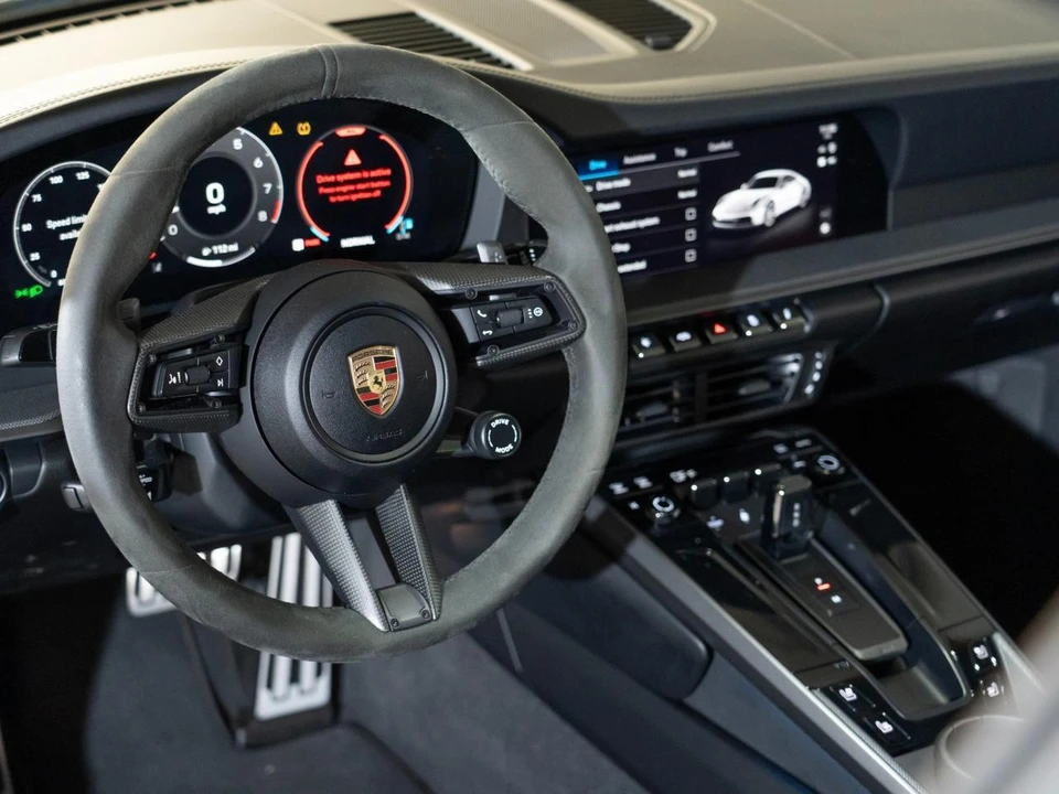 2025 Porsche 992 Carrera S - Image 16 of 26