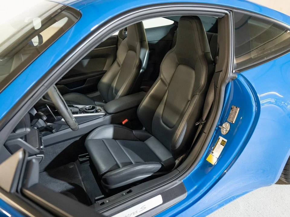 2025 Porsche 992 Carrera S - Image 5 of 26