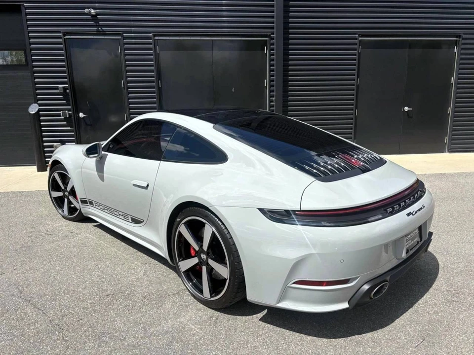 2025 Porsche 992 Carrera S - Image 3 of 5