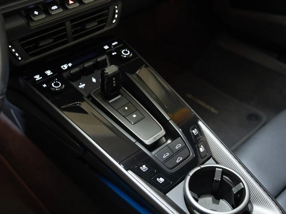 2025 Porsche 992 Carrera S - Image 22 of 24
