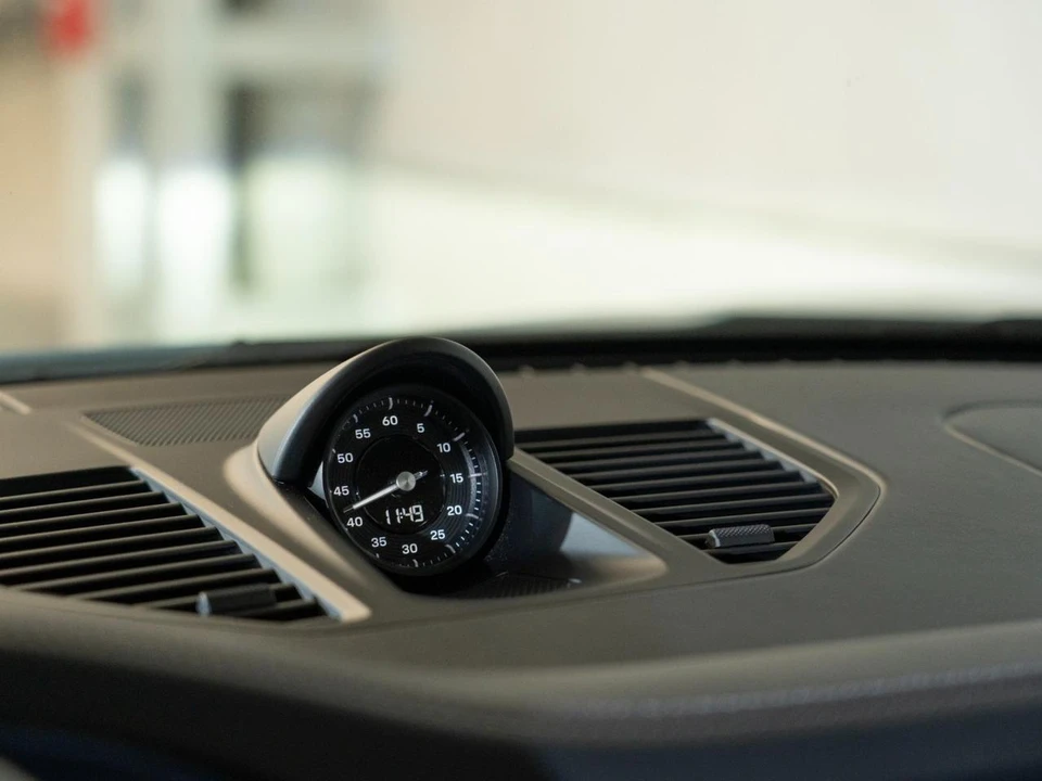 2025 Porsche 992 Carrera S - Image 20 of 24