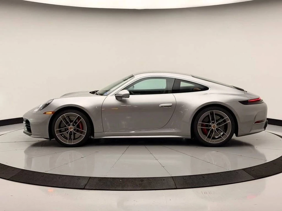 2025 Porsche 992 Carrera S - Image 2 of 4