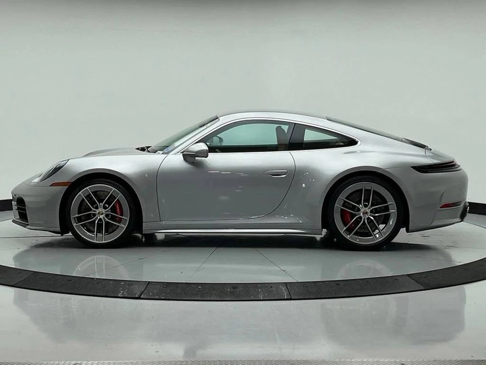 2025 Porsche 992 Carrera S - Image 2 of 4