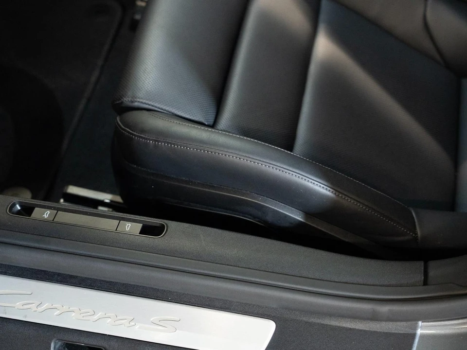 2025 Porsche 992 Carrera S - Image 13 of 27