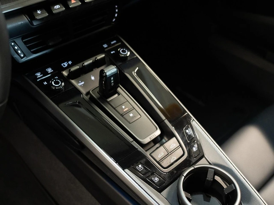 2025 Porsche 992 Carrera S - Image 22 of 27