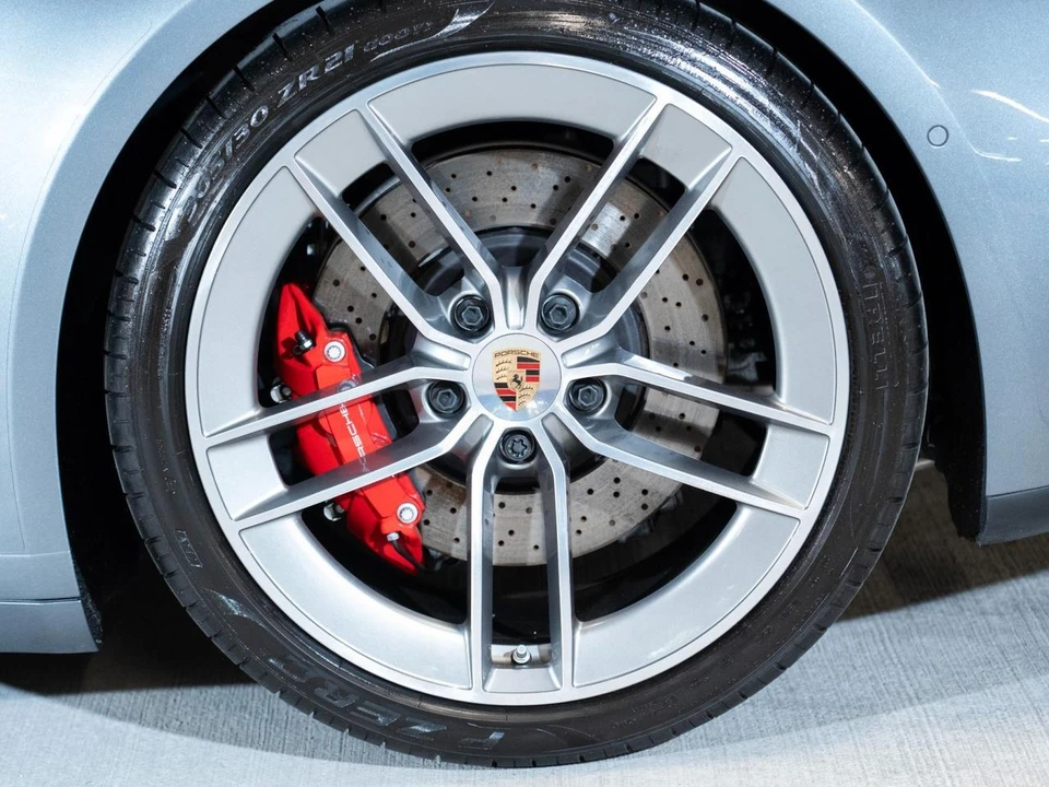 2025 Porsche 992 Carrera S - Image 11 of 27