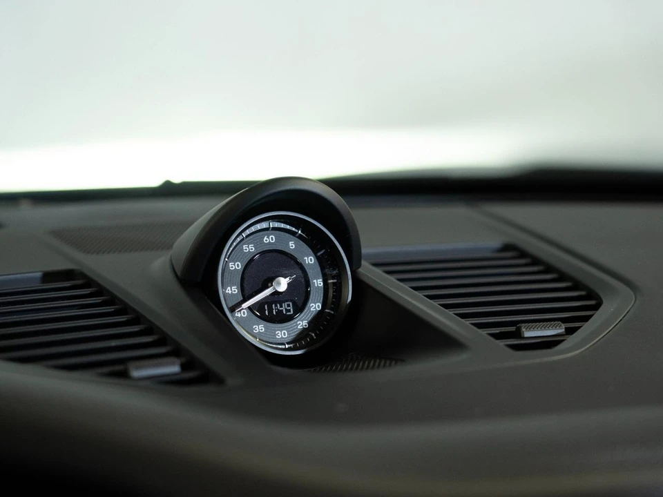 2025 Porsche 992 Carrera S - Image 20 of 27