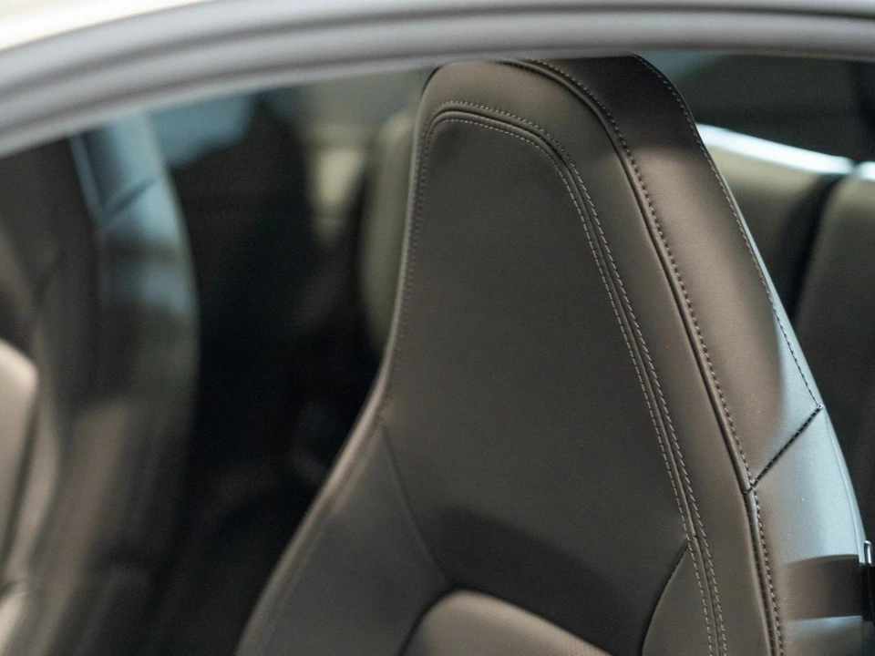 2025 Porsche 992 Carrera S - Image 26 of 27