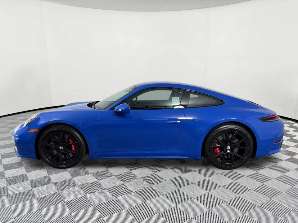 2025 Porsche 992 Carrera S - Image 2 of 5