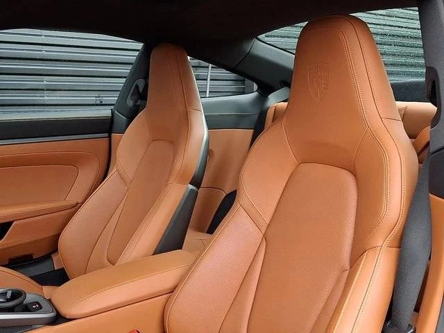 2025 Porsche 992 Carrera S - Image 5 of 5