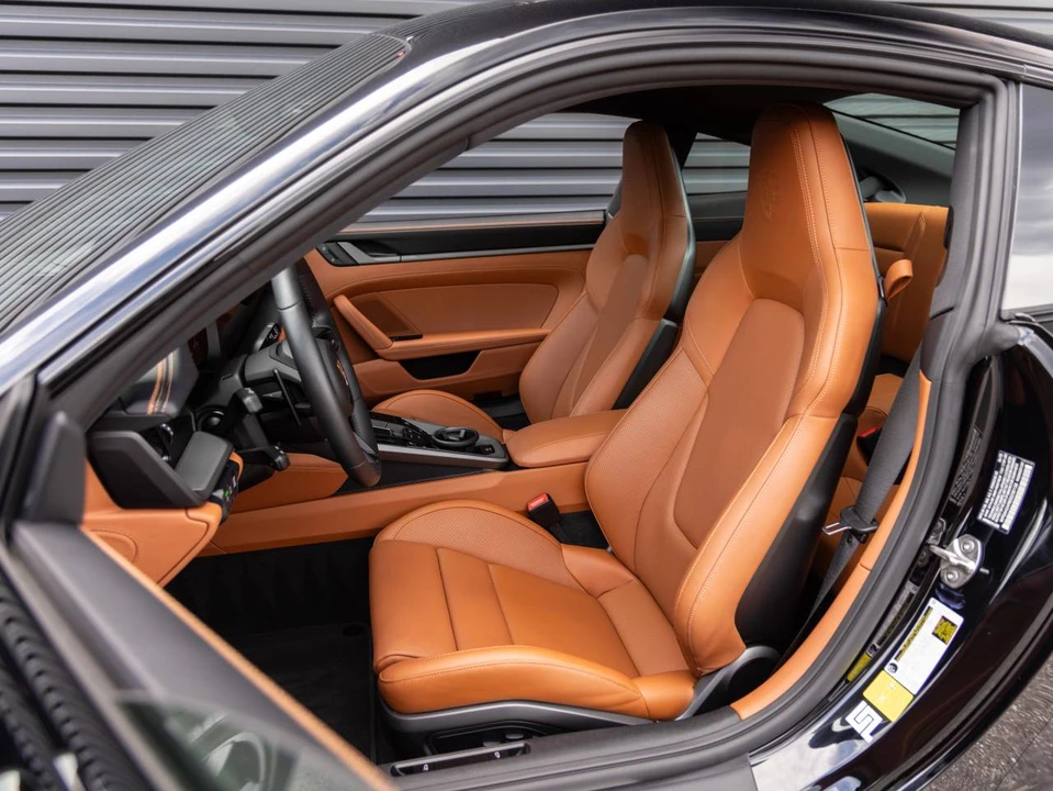 2025 Porsche 992 Carrera S - Image 5 of 5