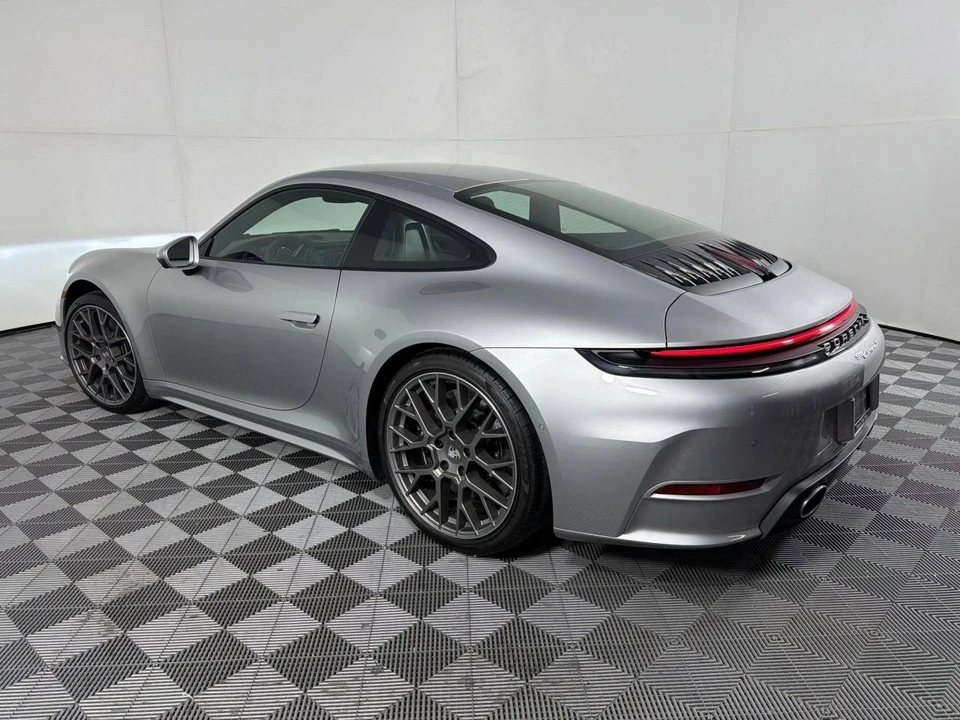 2025 Porsche 992 Carrera S - Image 3 of 5