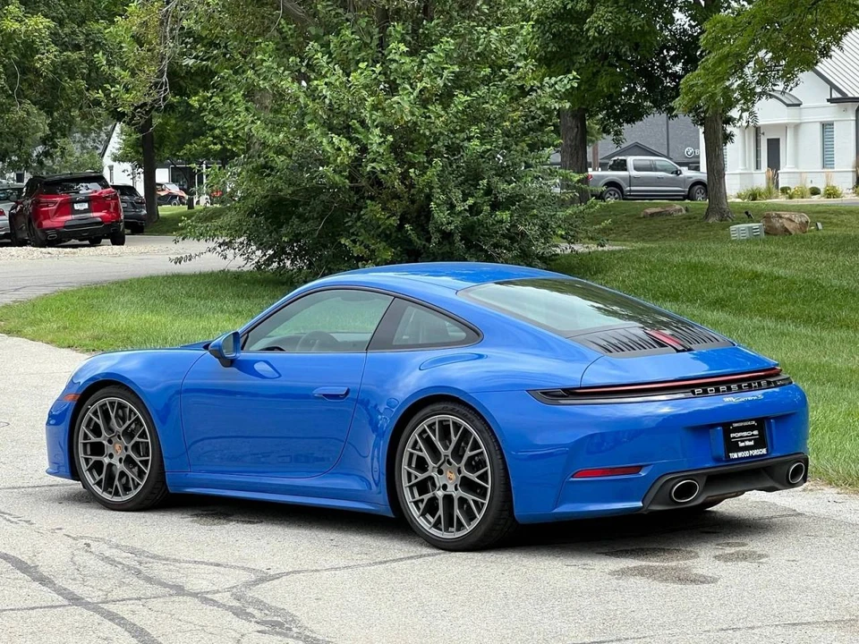 2025 Porsche 992 Carrera S - Image 3 of 5