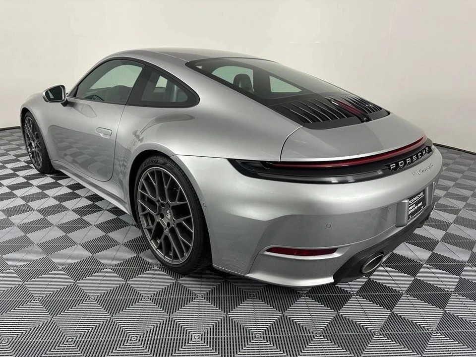 2025 Porsche 992 Carrera S - Image 3 of 5