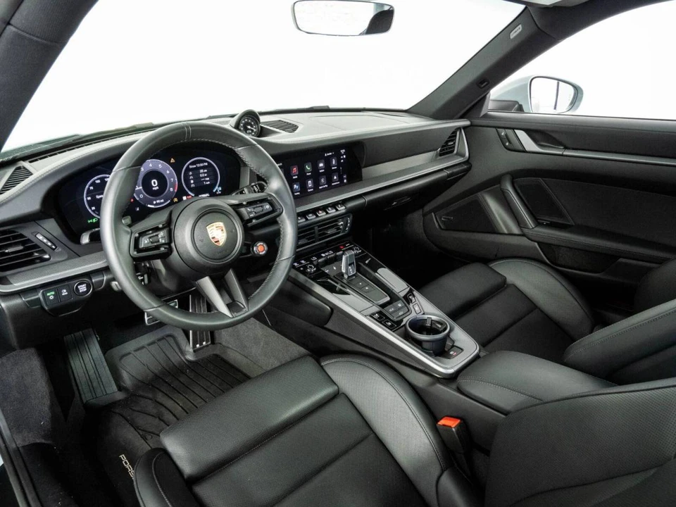 2025 Porsche 992 Carrera S - Image 4 of 5