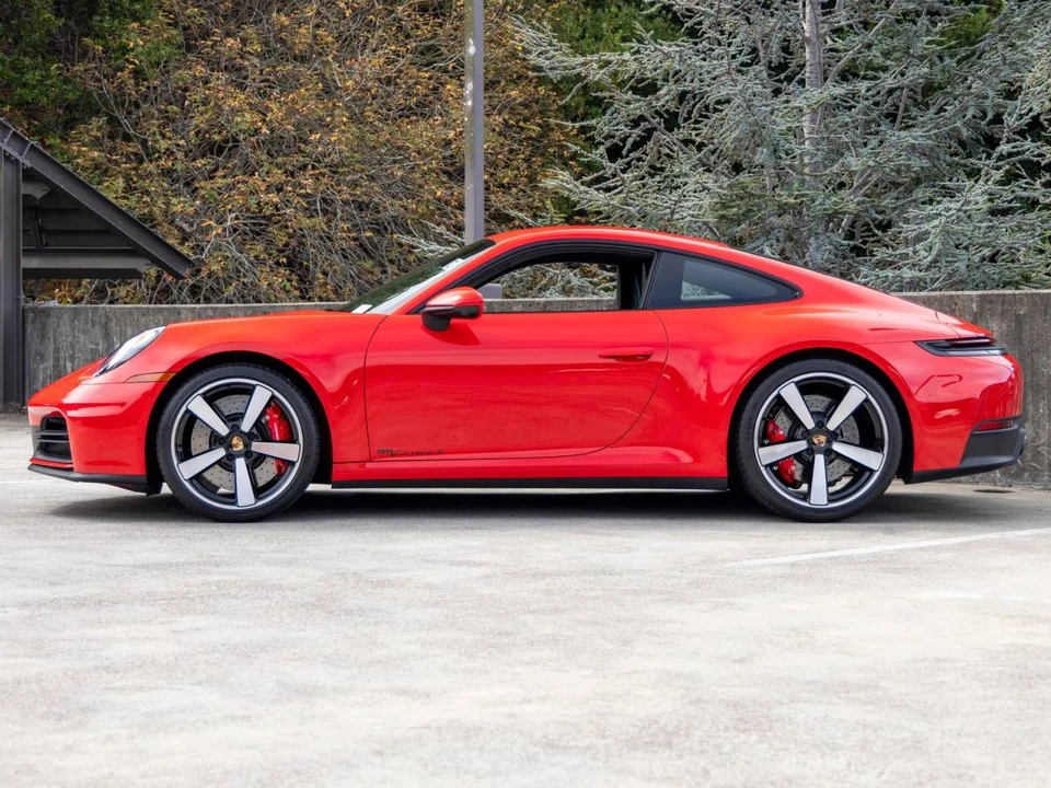 2025 Porsche 992 Carrera S - Image 2 of 4