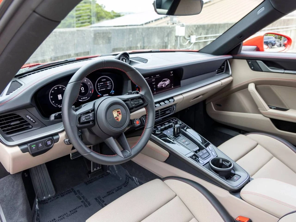 2025 Porsche 992 Carrera S - Image 4 of 4