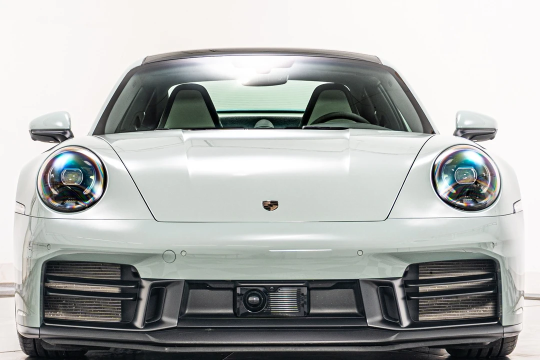 2025 Porsche 992 Carrera - Image 4 of 21
