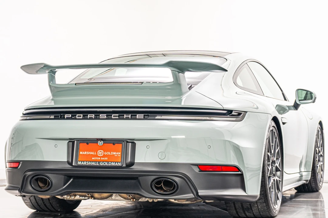 2025 Porsche 992 Carrera - Image 9 of 21