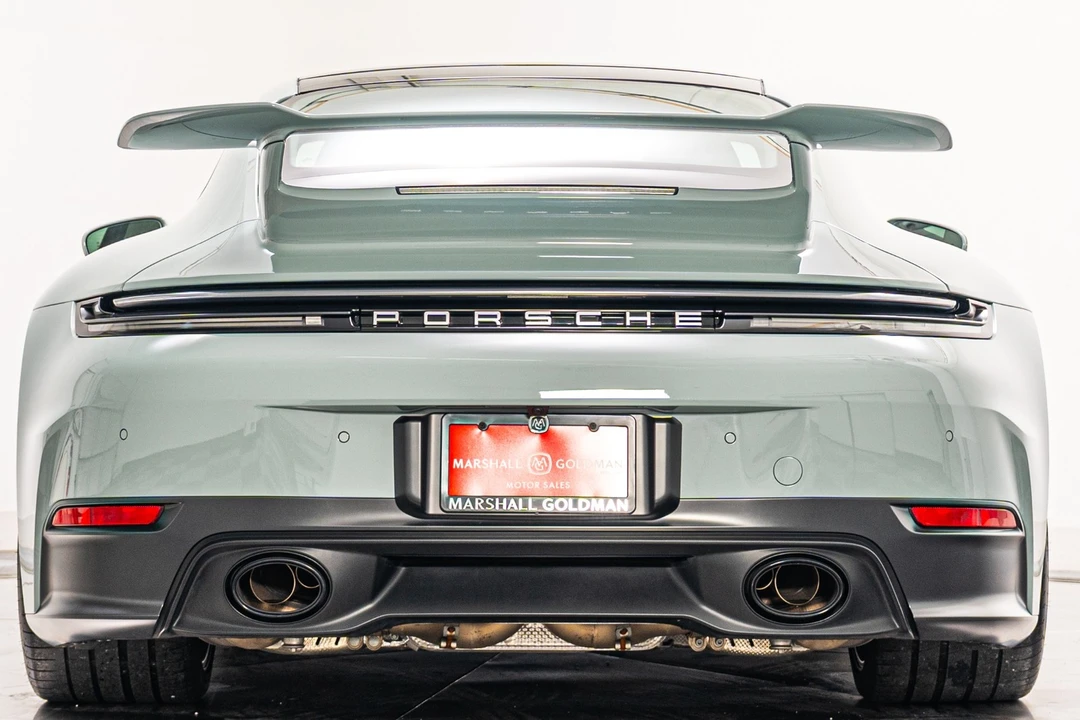 2025 Porsche 992 Carrera - Image 8 of 21
