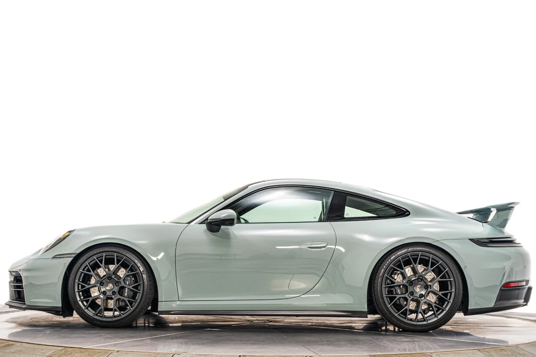2025 Porsche 992 Carrera - Image 6 of 21