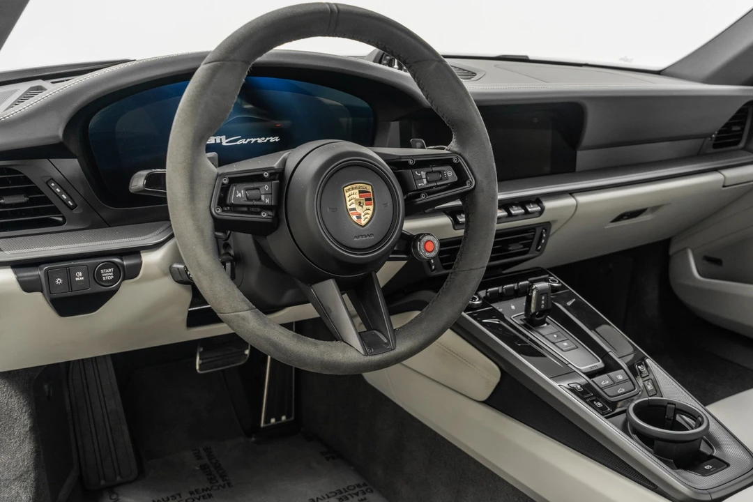 2025 Porsche 992 Carrera - Image 13 of 21