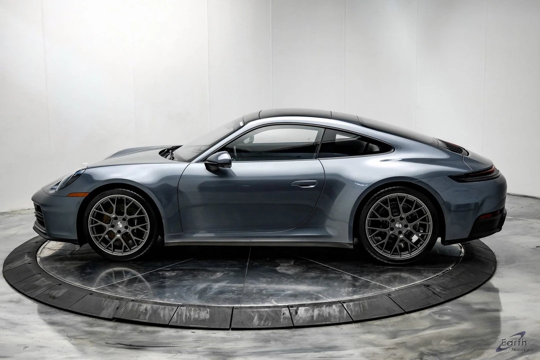 2025 Porsche 992 Carrera - Image 7 of 12