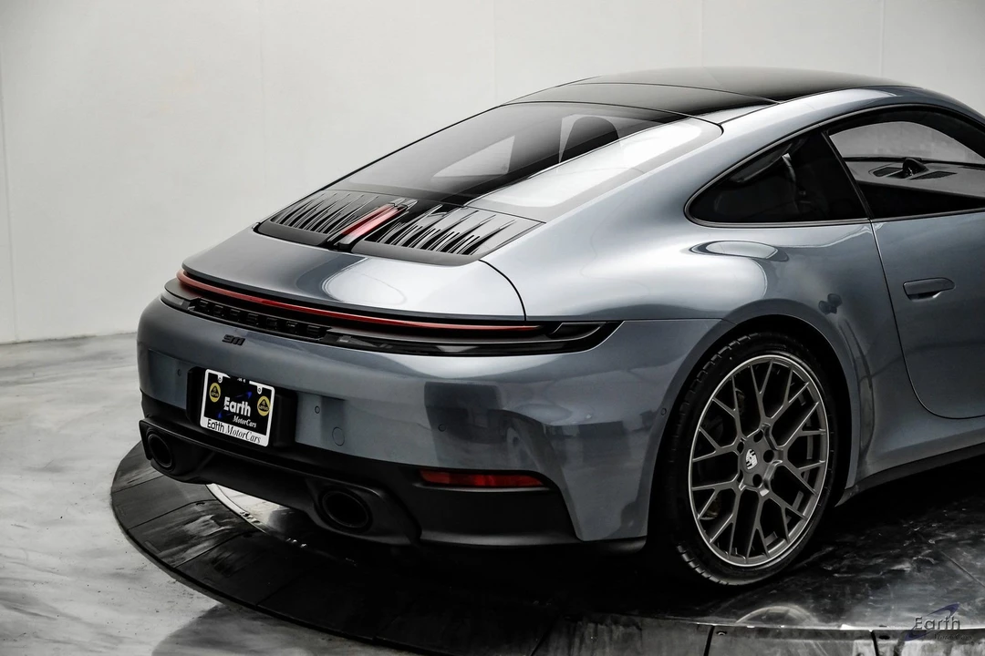2025 Porsche 992 Carrera - Image 20 of 21