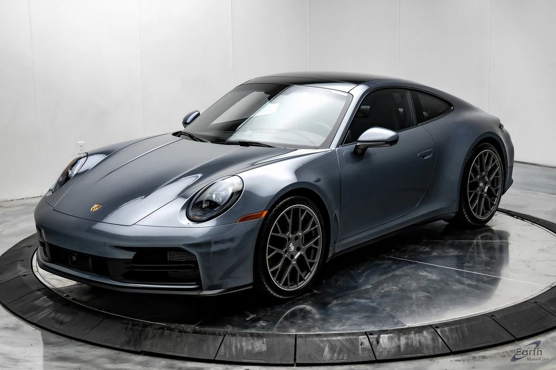 2025 Porsche 992 Carrera - Image 4 of 12