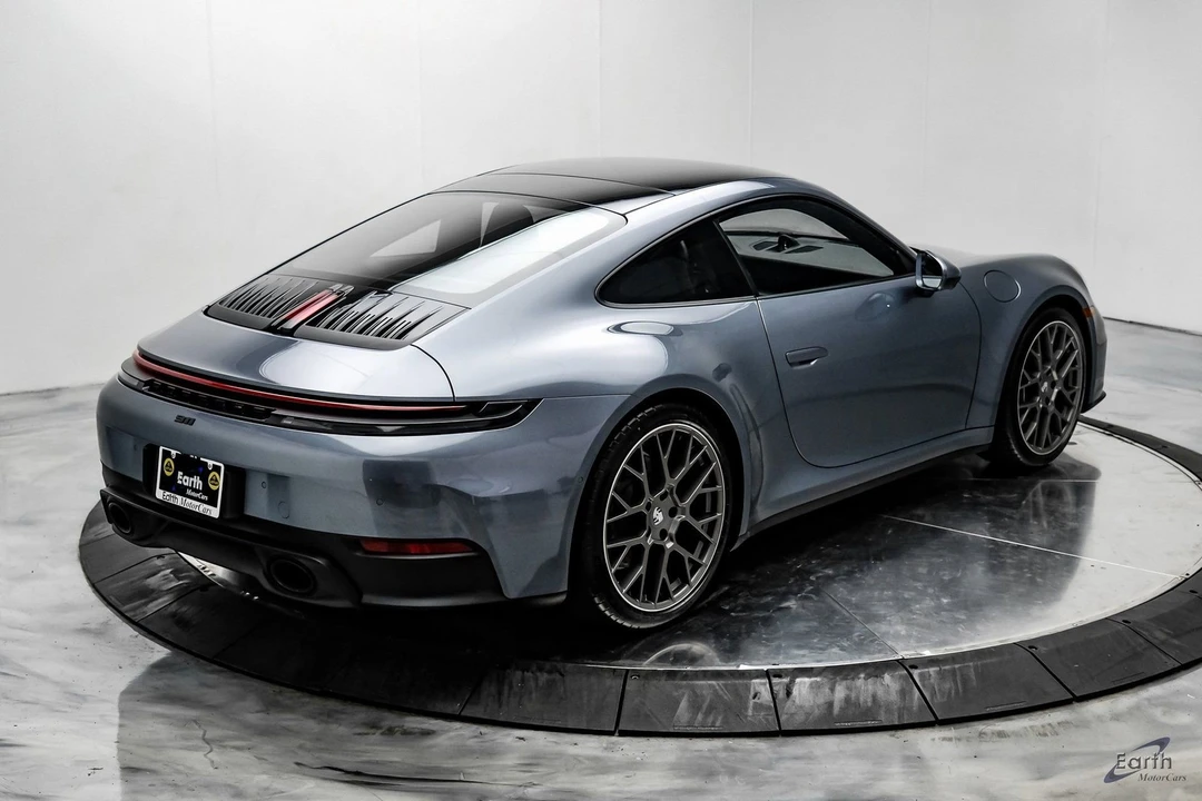 2025 Porsche 992 Carrera - Image 19 of 21