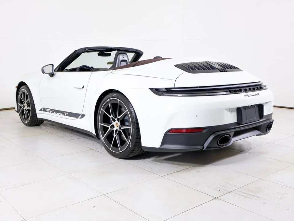 2025 Porsche 992 Carrera T - Image 3 of 31