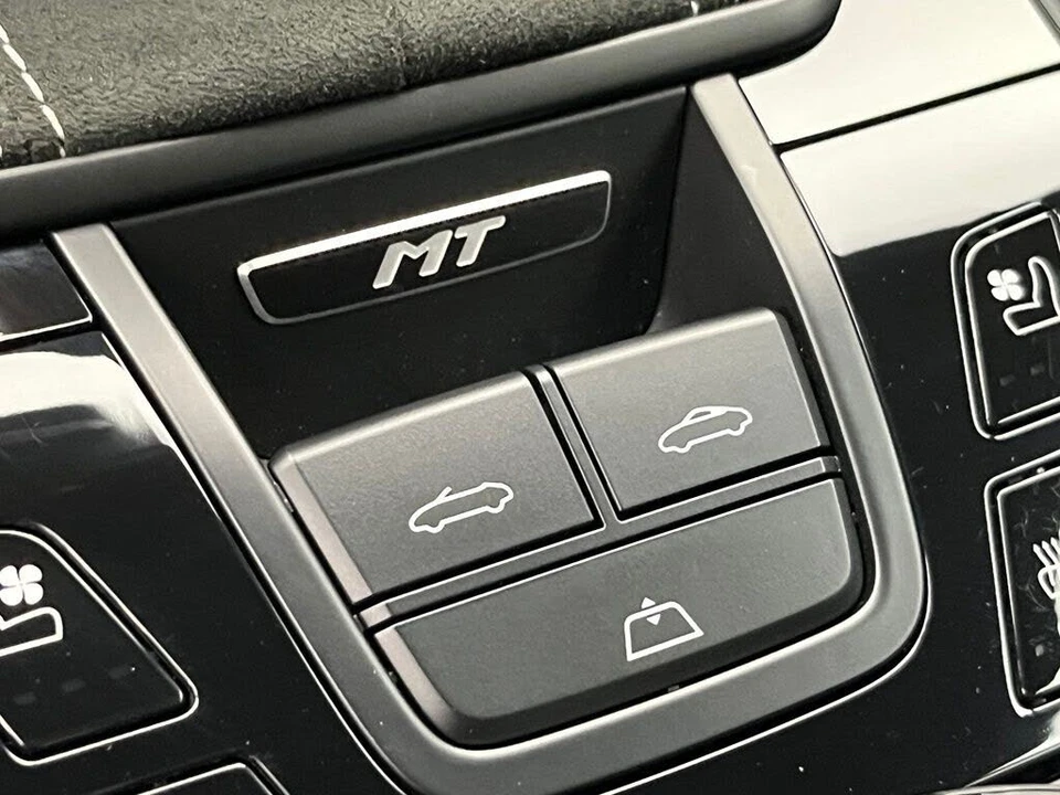 2025 Porsche 992 Carrera T - Image 21 of 31