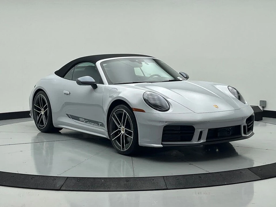 2025 Porsche 992 Carrera T - Image 7 of 31