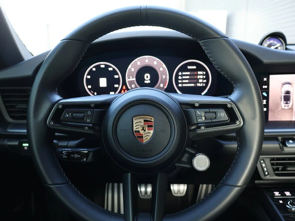 2025 Porsche 992 Carrera T - Image 16 of 31