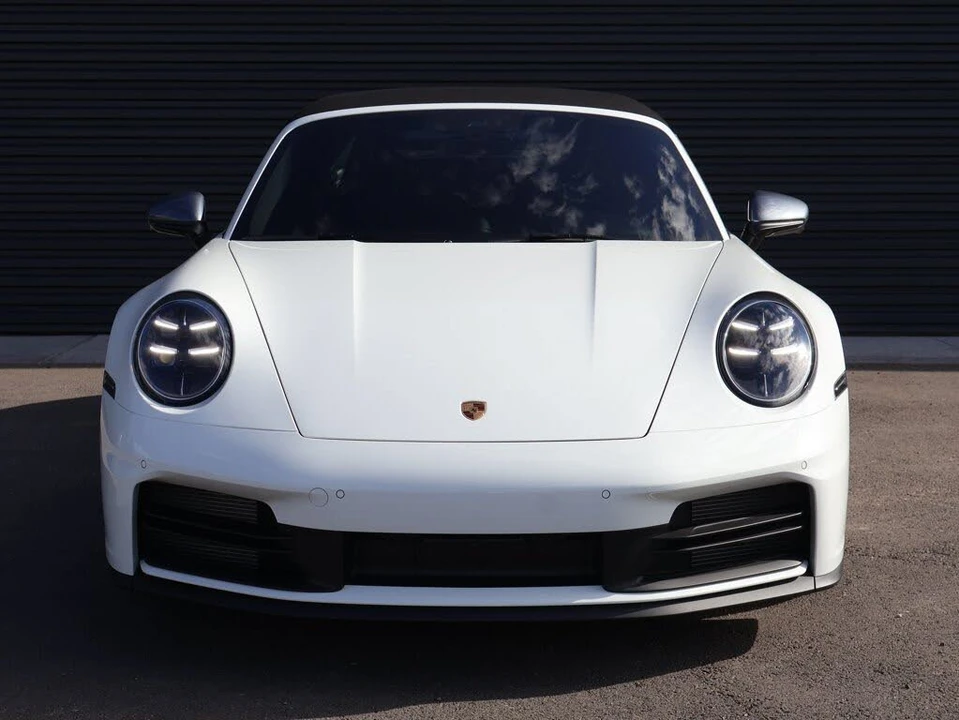 2025 Porsche 992 Carrera T - Image 6 of 31