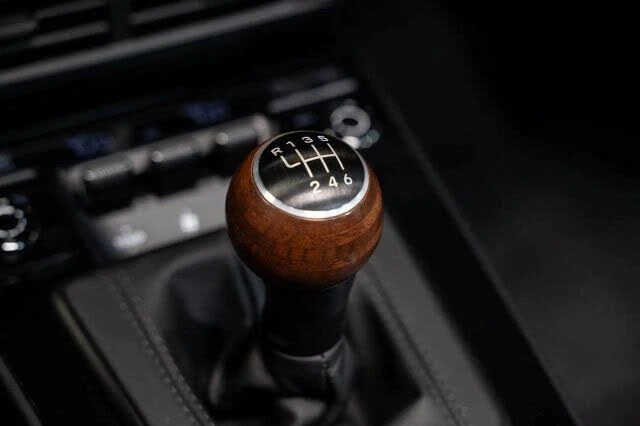 2025 Porsche 992 Carrera T - Image 22 of 25