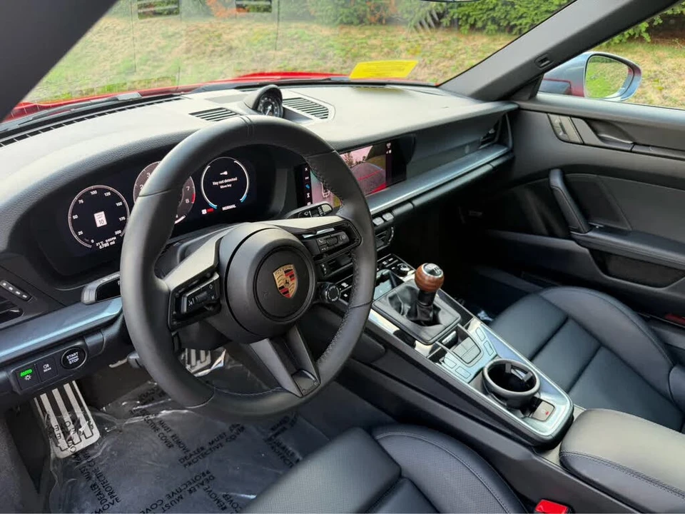 2025 Porsche 992 Carrera T - Image 20 of 31