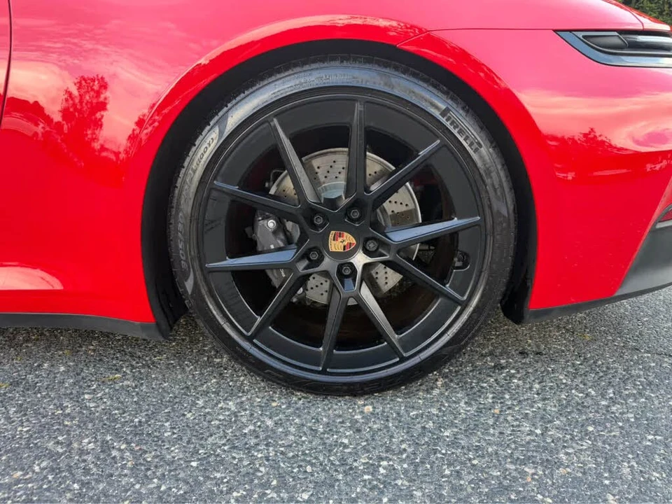 2025 Porsche 992 Carrera T - Image 14 of 31
