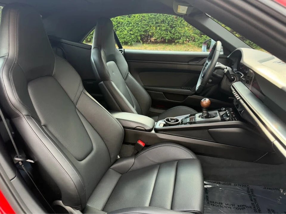 2025 Porsche 992 Carrera T - Image 24 of 31