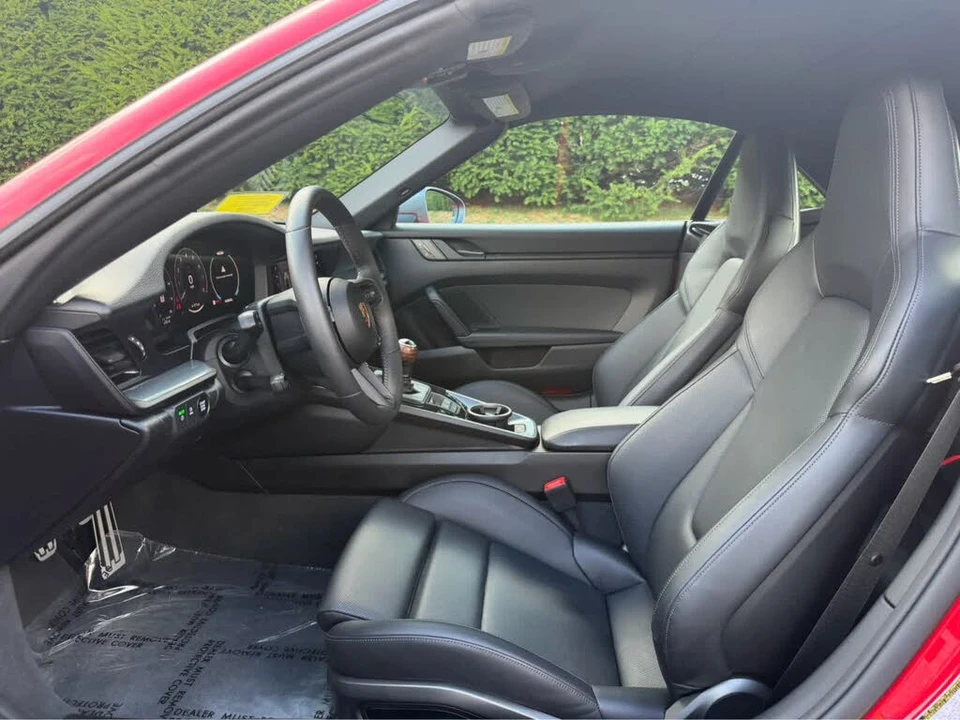 2025 Porsche 992 Carrera T - Image 5 of 31
