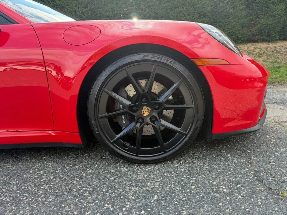 2025 Porsche 992 Carrera T - Image 12 of 31