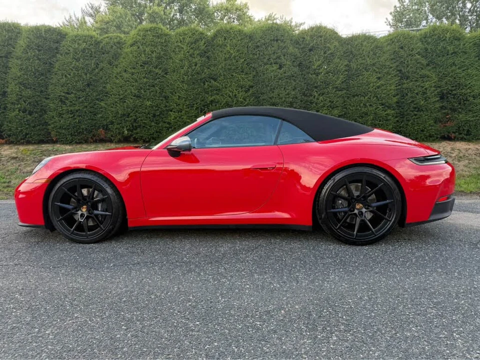 2025 Porsche 992 Carrera T - Image 2 of 31