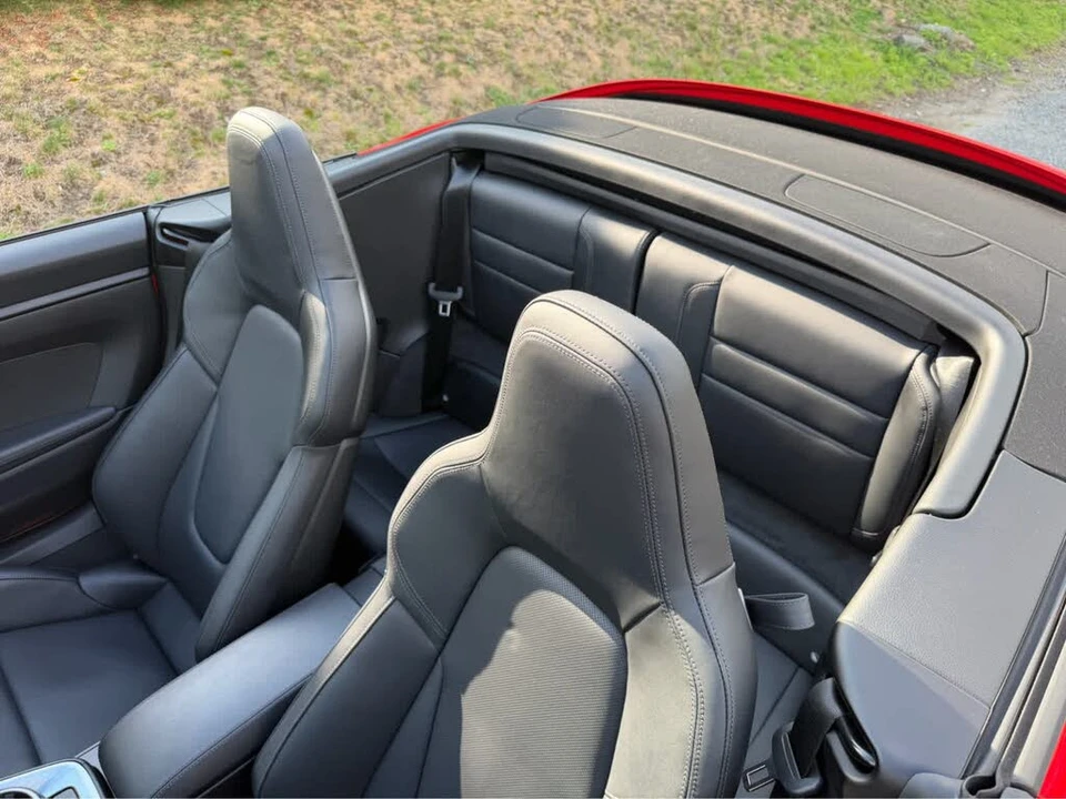 2025 Porsche 992 Carrera T - Image 18 of 31