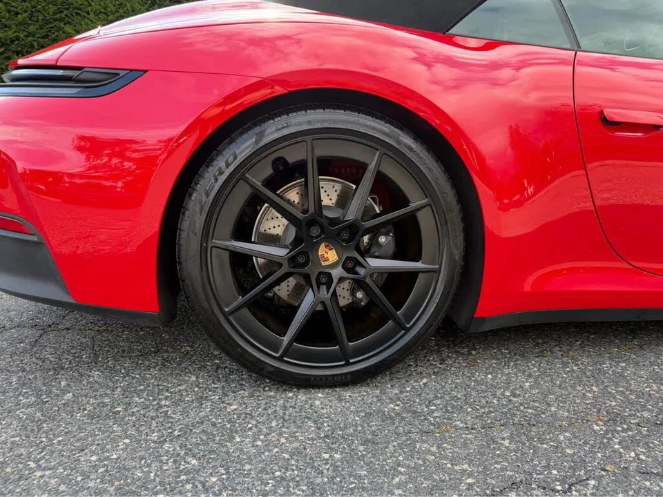 2025 Porsche 992 Carrera T - Image 11 of 31